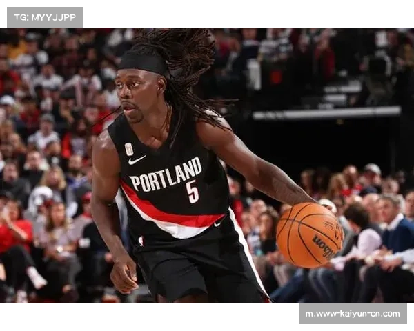 开拓者残阵出战难敌火箭青春风暴 格兰特21分霍勒迪20+10